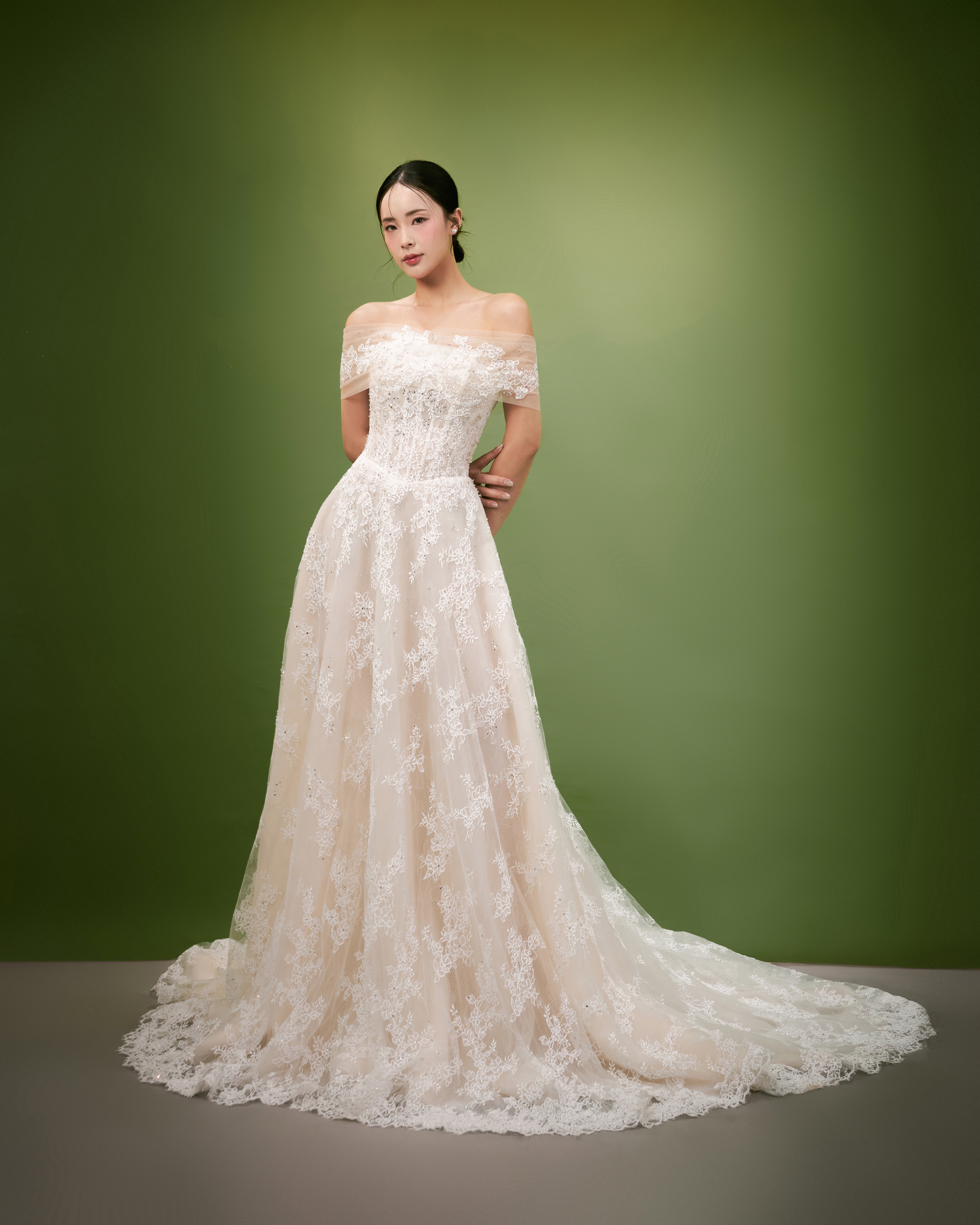 Lookbook 01 - Image 11