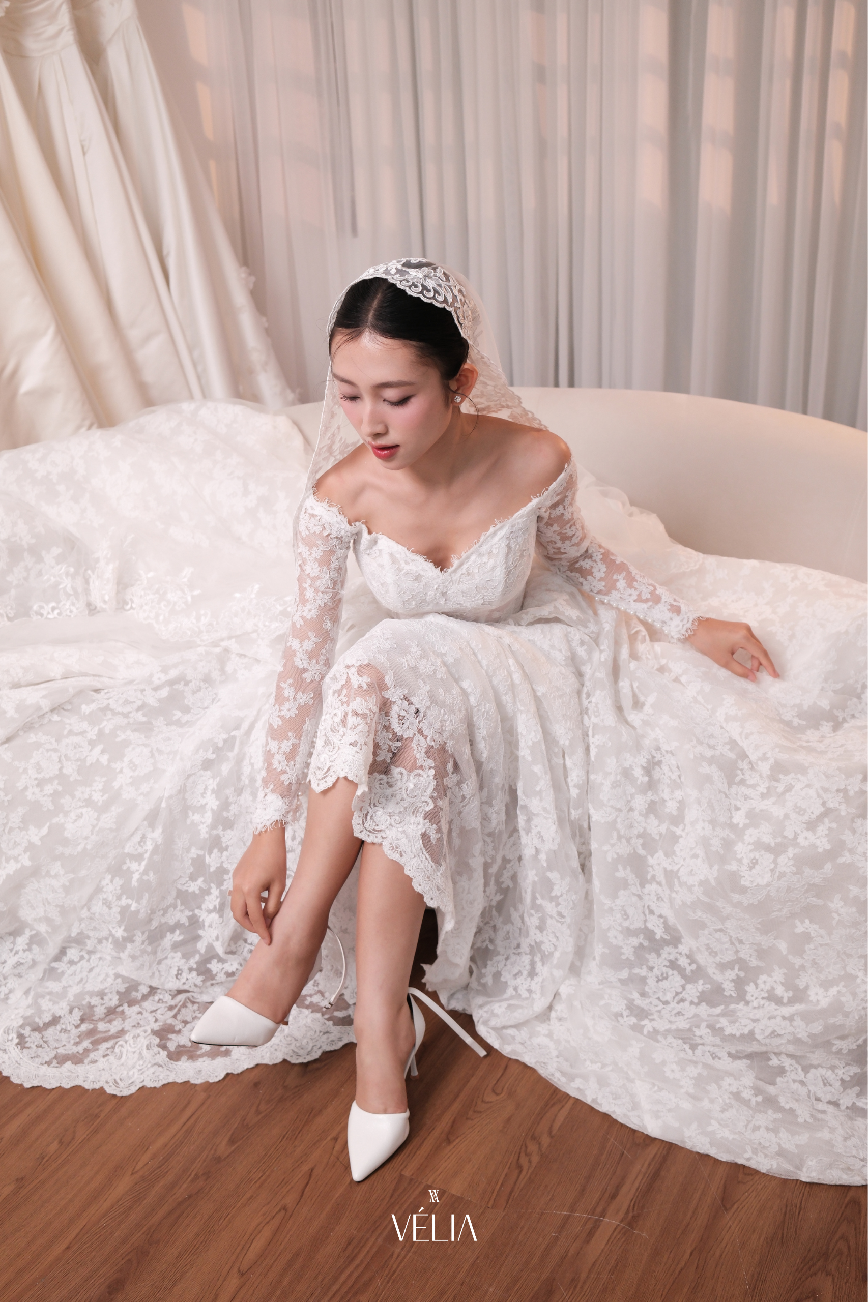 Lookbook 02 - Image 3