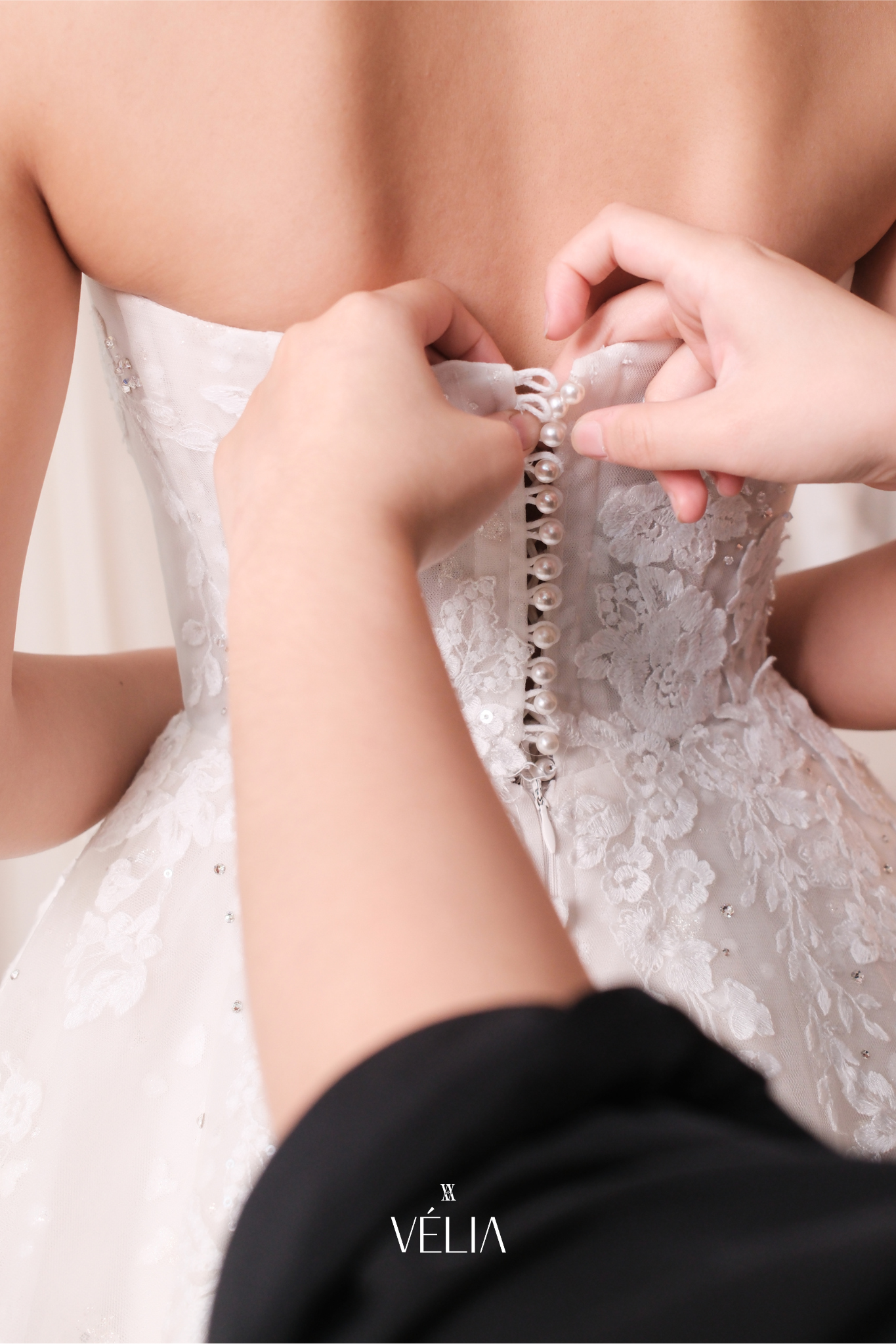 Lookbook 02 Detail - Image 1