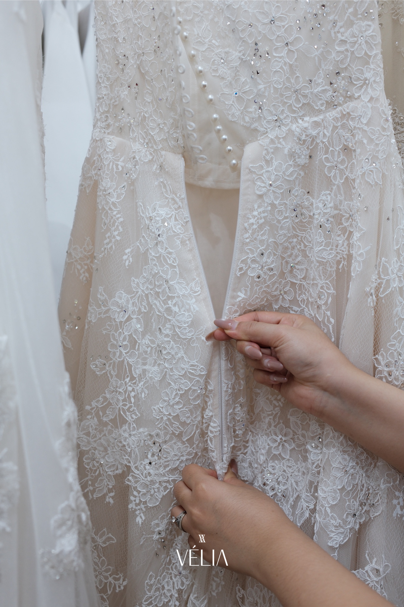 Lookbook 02 Detail - Image 5