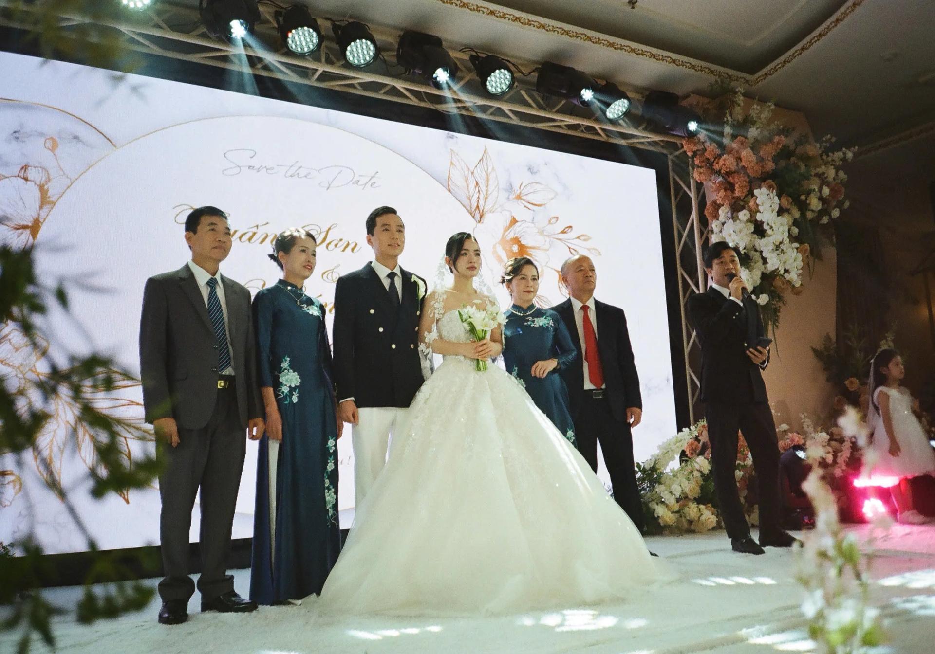 CD KHÁNH LINH 18