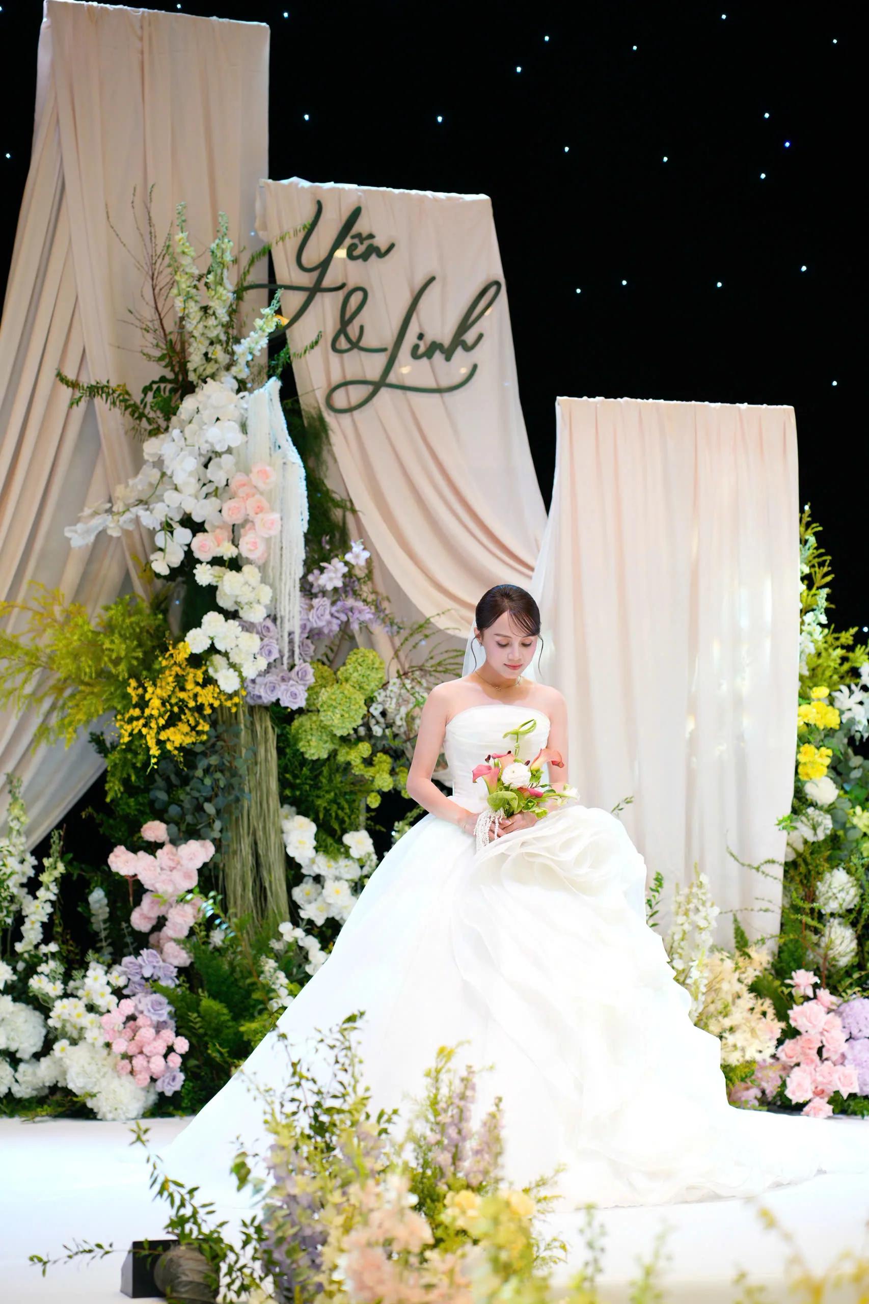 CD YẾN 8